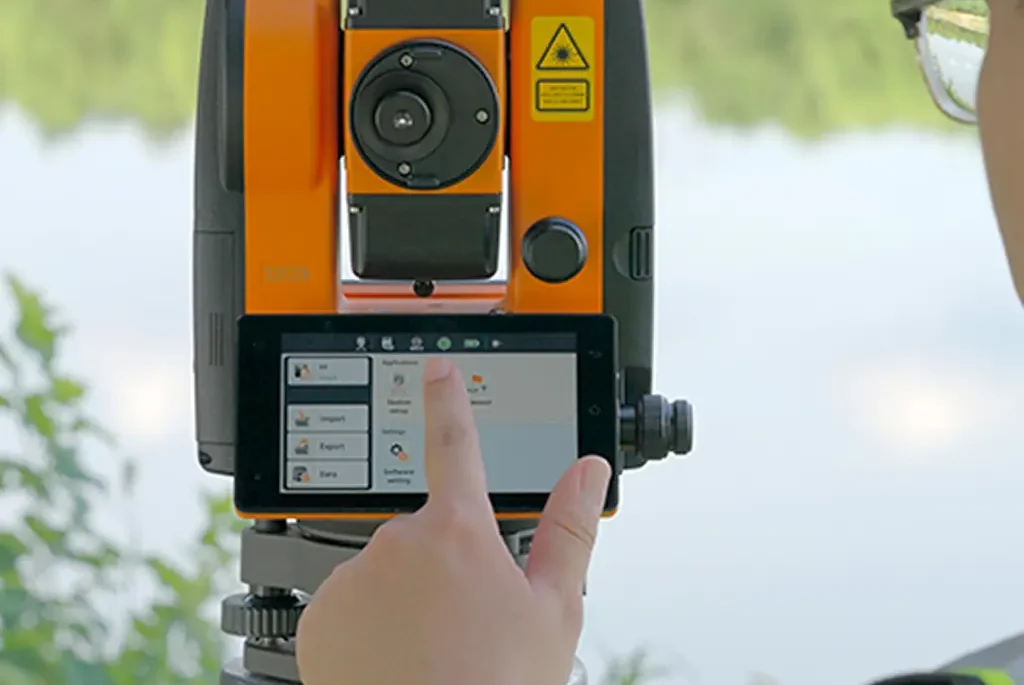 cts-a100-reflectorless-total-station-chcnav